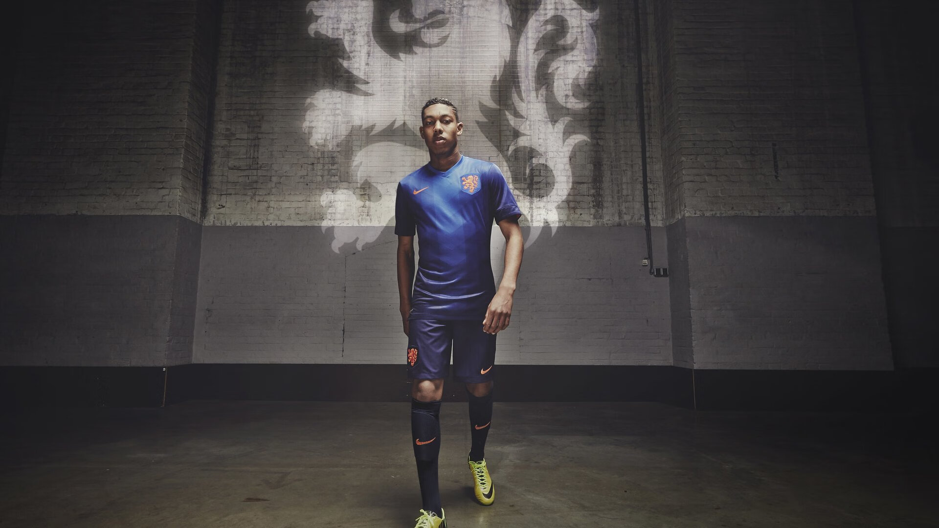 教练战术档案：本赛季最具创新的战术体系，教练在布置战术时讲到了常用的比赛阵型