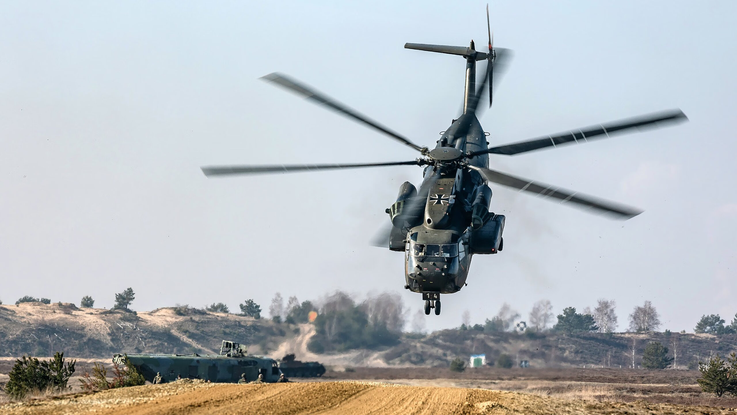 华体会在线-精彩比拼打破僵局，赢得掌声与赞誉，打破僵局同义词