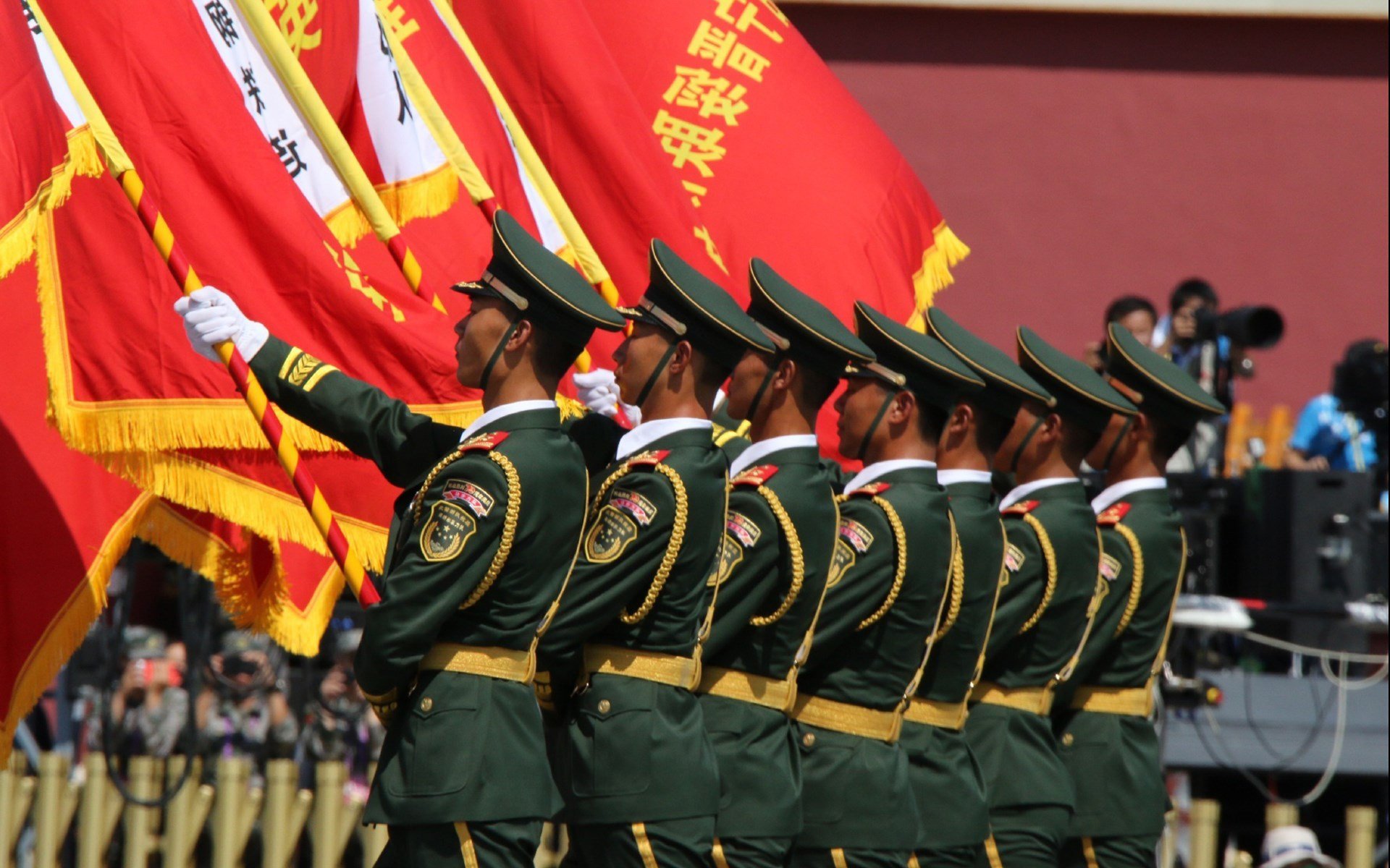 下注!五大联赛本赛季最有潜力夺冠队伍,五大联赛各位置赛季十佳球员