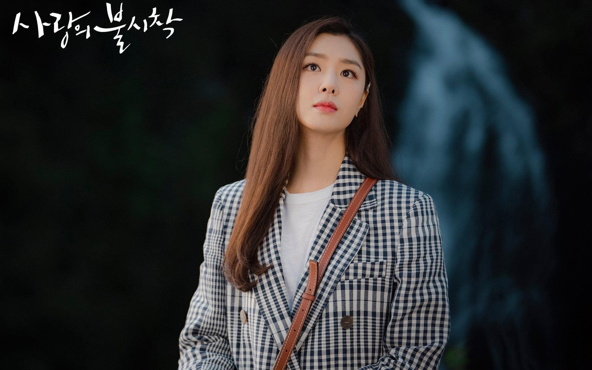 英超阵地防守与高位抢断结合形成新赛季压迫风格,英超战术分析